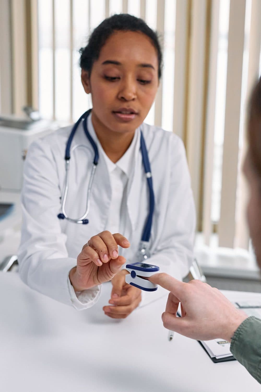 Control de oxigenación en paciente adulto en Alta Salud